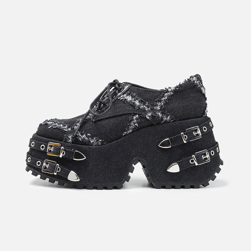 Giày đế cao dày denim dòng camelback phong cách gothic punk