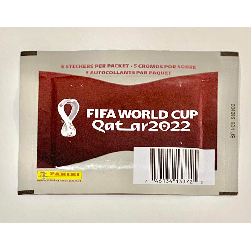 Gói thẻ bóng đá Panini sticker WC 2022