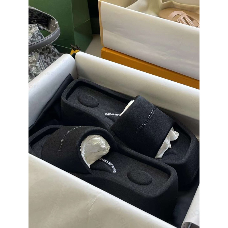 Dep Alexwang màu đen