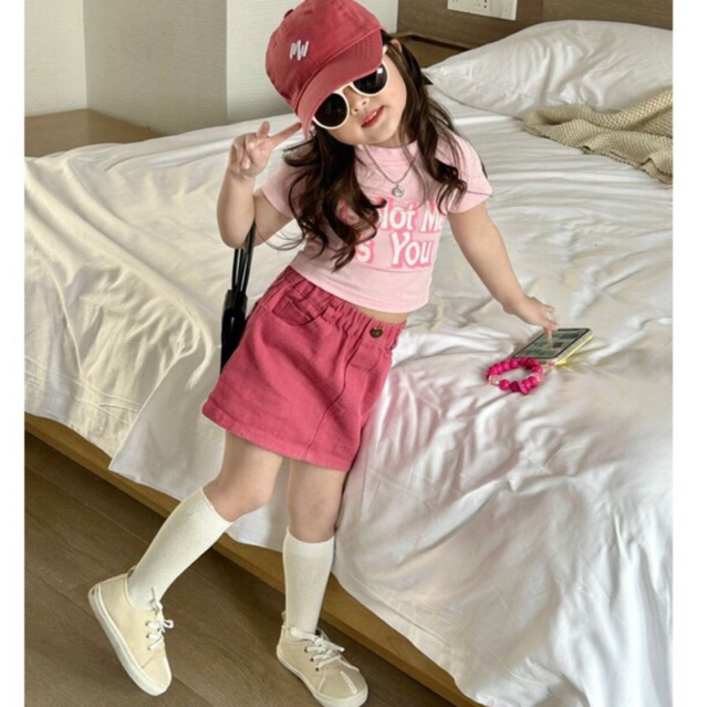 Sét chân váy hồng mix cùng áo phông thời trang cho bé gái từ 8-29kg