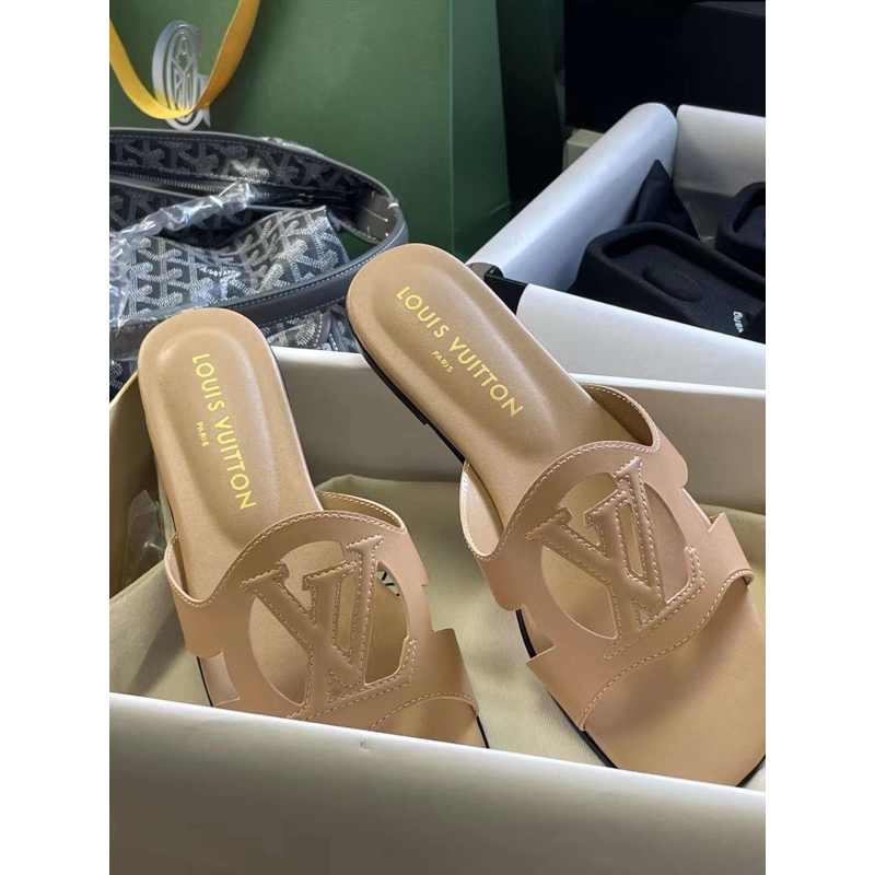 Dep lê lv màu nude