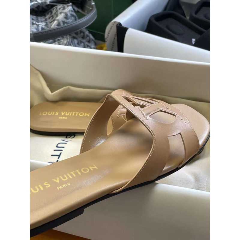 Dep lê lv màu nude