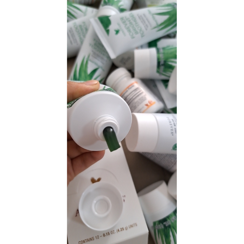 Kem đánh răng lô hội 028flp