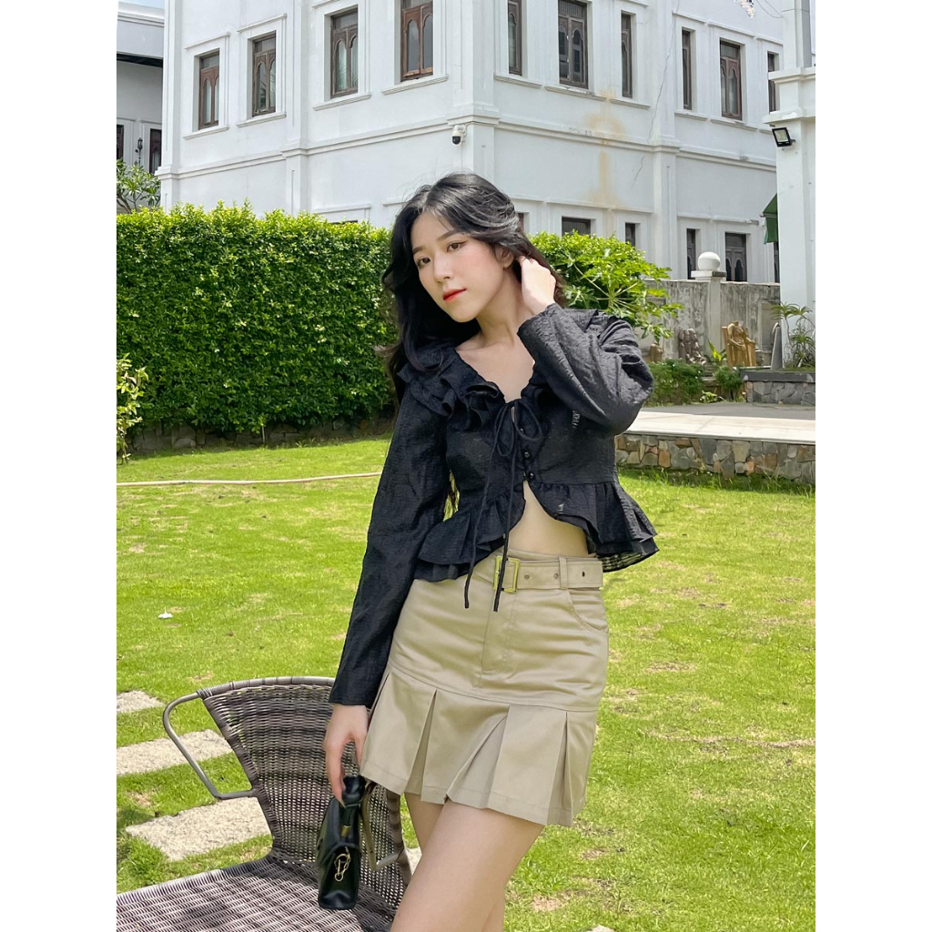 Áo kiểu nhún bèo cổ V tay dài thắt dây thời trang GAGO màu đen trắng xanh GA4387