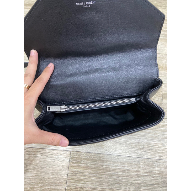 Túi si hiệu Y.S.L College