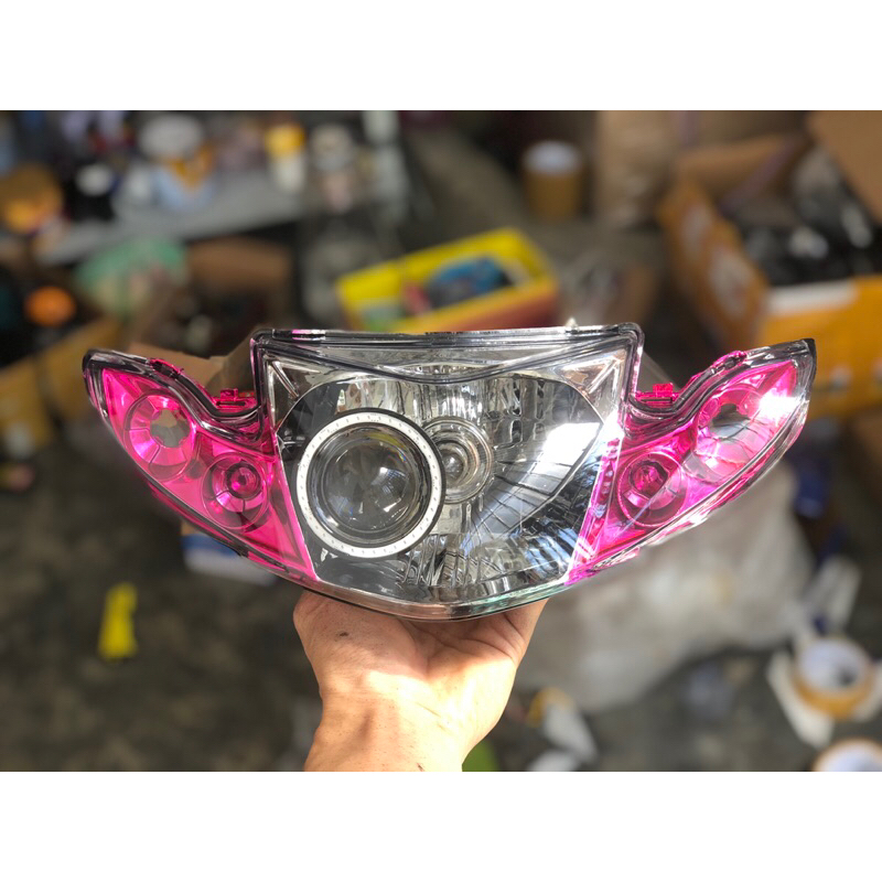 Choá đèn Sirius Sihelo mắt lé