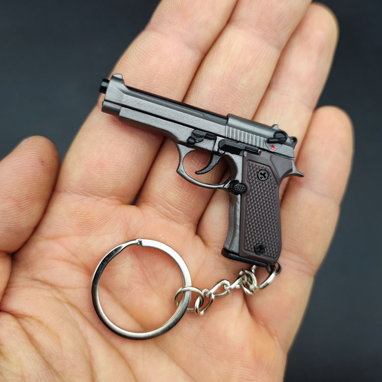 Móc khóa mô hình 1/4 sung 92f beretta pubg csgo gta free fire cod - tunghondaGamer