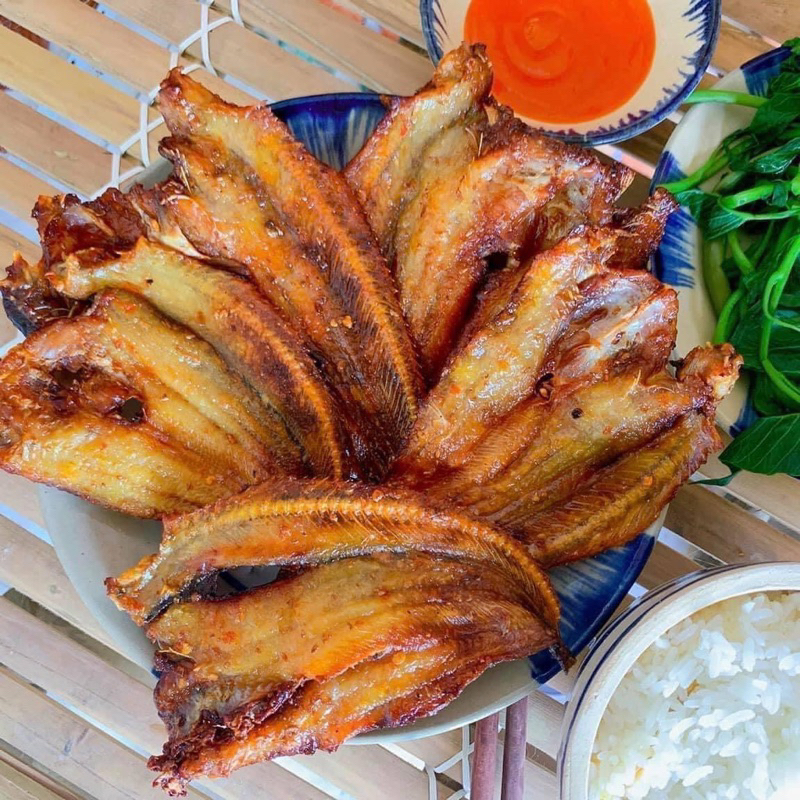 Khô Cá Ngát Xẻ Nguyên Con 3 Nắng 500g