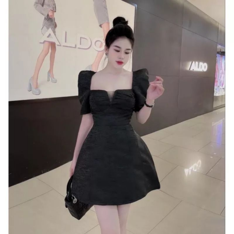 Váy,đầm nữ tafta vân gô cổ vuông tay bồng chân váy A