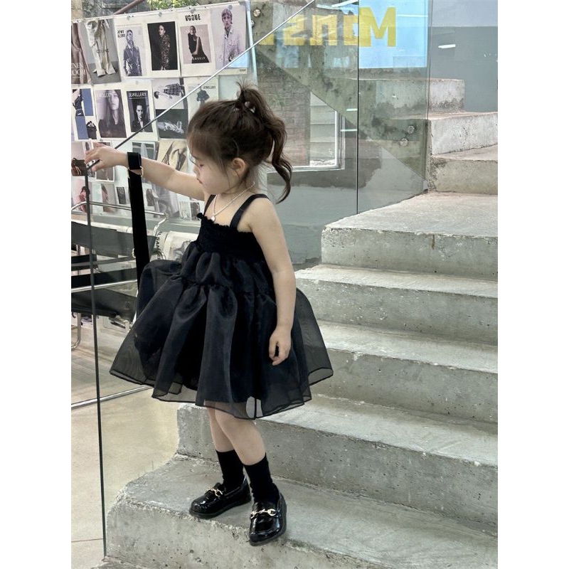 Váy 2 dây bé gái