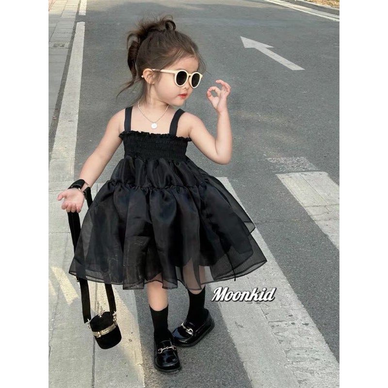 Váy 2 dây bé gái