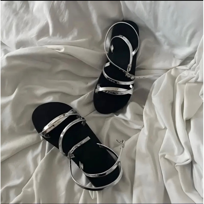 Dép sandal bạc quai mảnh