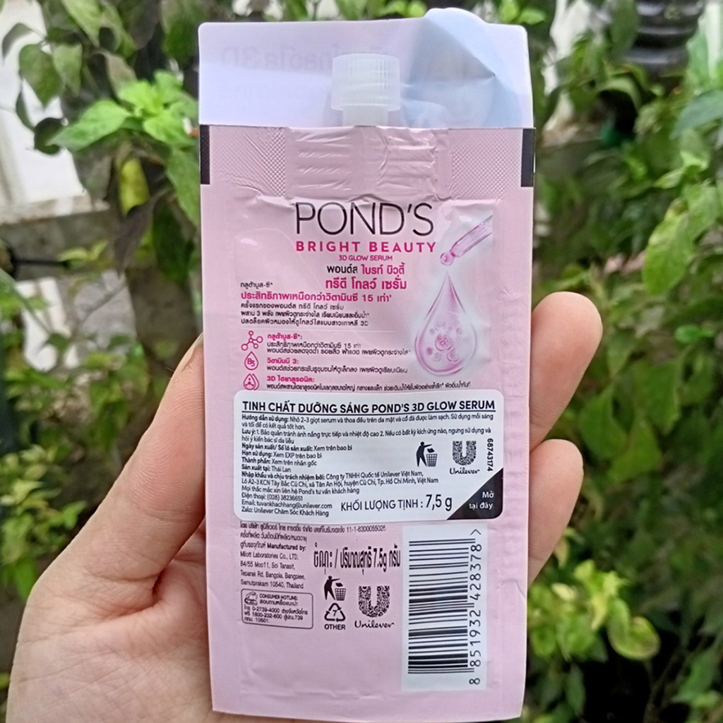Hộp 6 gói serum Pond's Institute Japan dưỡng sáng mờ thâm 3D Glow 7.5g