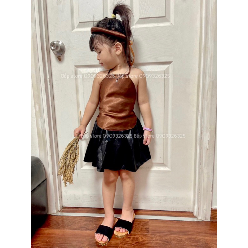Set yếm đào cho bé gái kèm mấn
