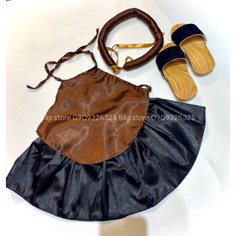 Set yếm đào cho bé gái kèm mấn