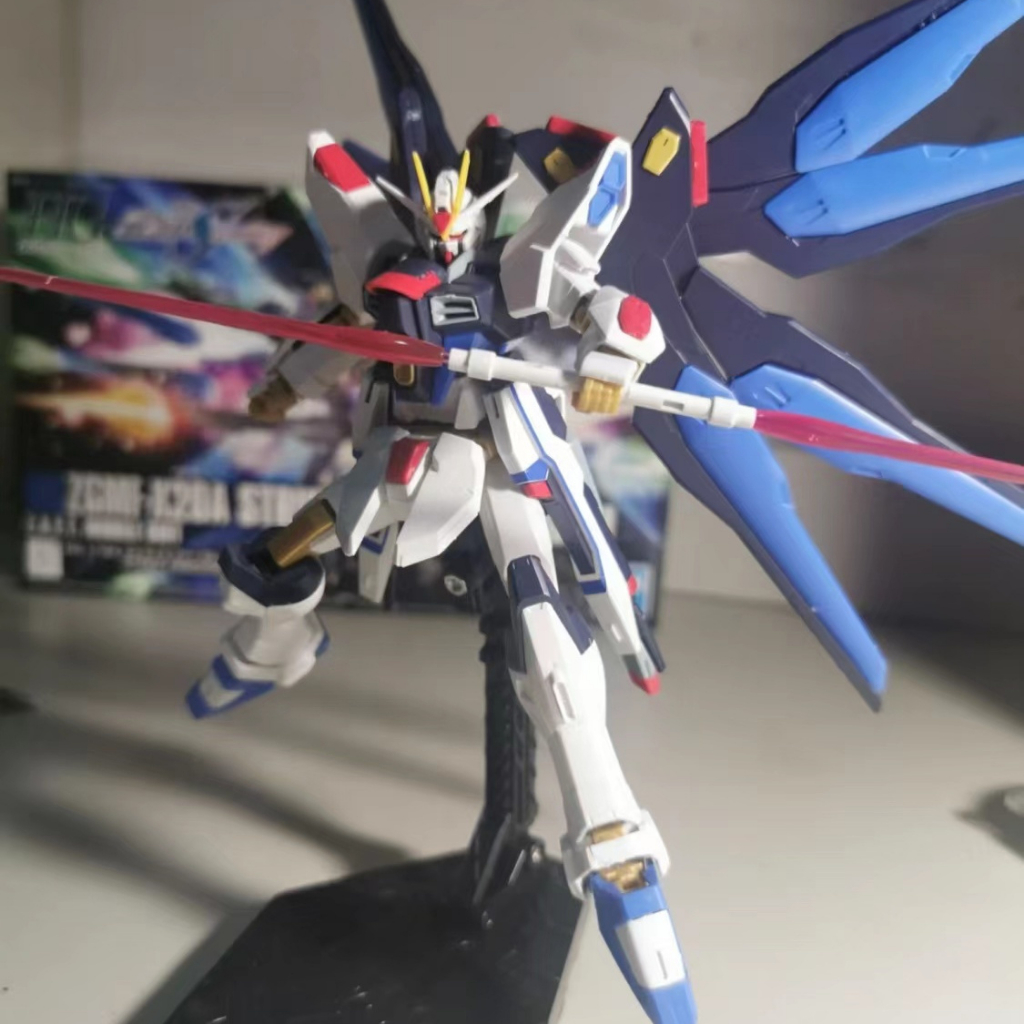 Gundam mô hình gundam đồ chơi black tấn công chiến binh