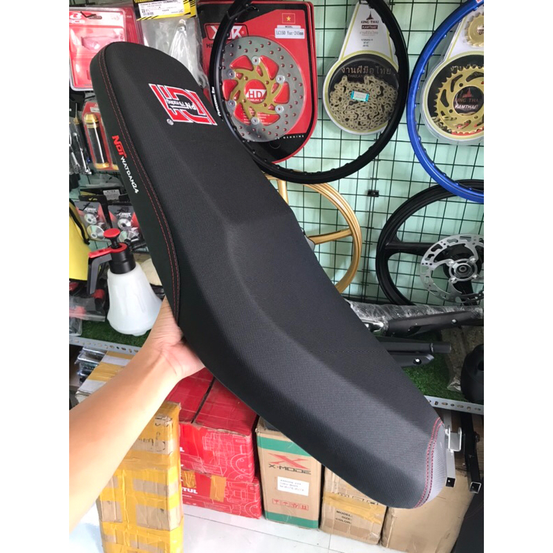 Yên 2 tầng wave A110 đời cũ