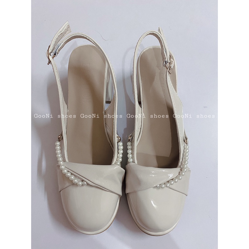 Giày cao gót đế vuông mũi tròn đính ngọc cài quai tiện lợi phong cách tiểu thư thời trang 2023 dành cho nữ