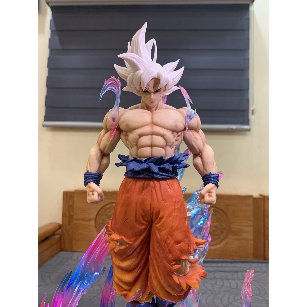 ĐỒ CHƠI MÔ HÌNH NHÂN VẬT SON GOKU BẢN NĂNG VÔ CỰC VỚI HIỆU ỨNG ĐI KÈM NHÂN VẬT TRONG ANIME DRAGON BALL