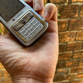 Điện Thoại Nokia N73 Vodafone