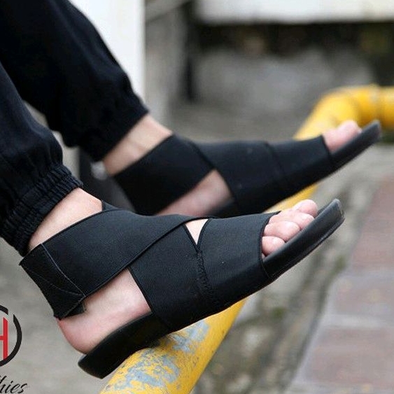 Giày Sandal Ninja HOT NHẤT 2023 - Full Đen