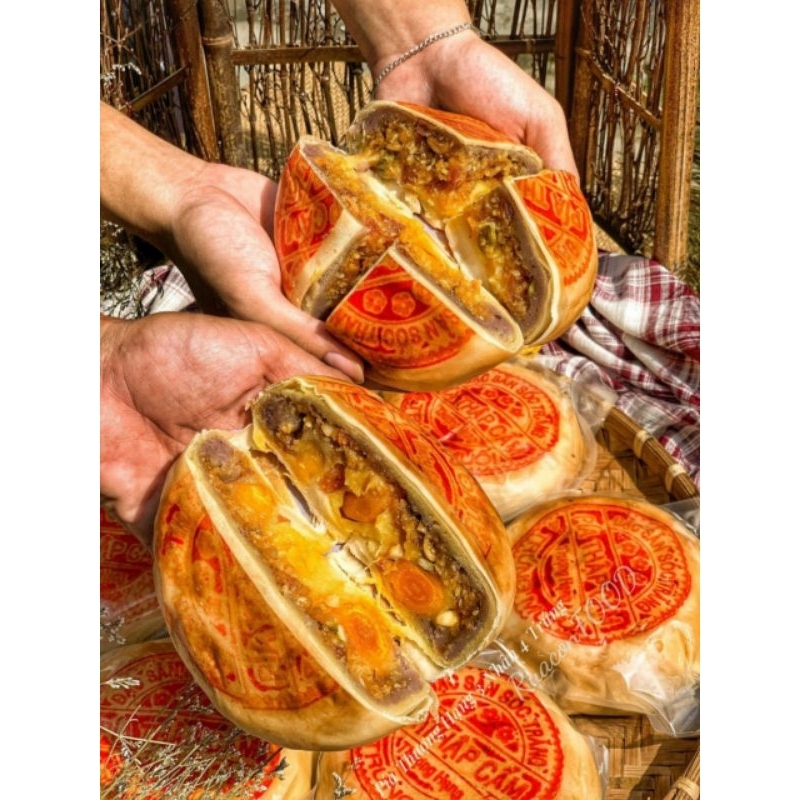 Bánh Pía THƯỢNG HẠNG 3 Nhân 4 trứng - 1 cái 500gr