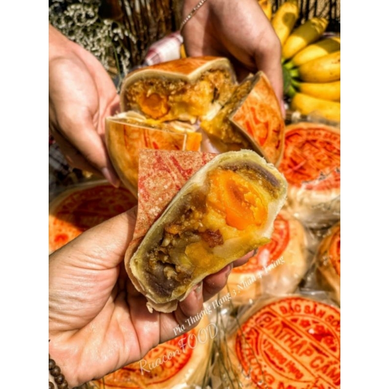Bánh Pía THƯỢNG HẠNG 3 Nhân 4 trứng - 1 cái 500gr