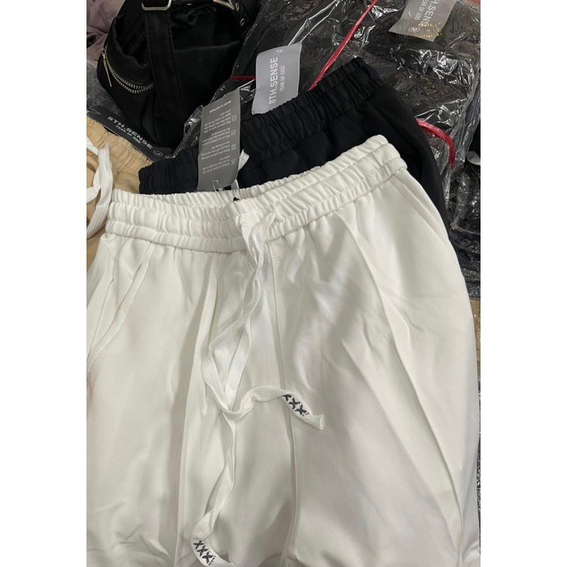 Ảnh minh hoạ -  Quần Unisex Basic