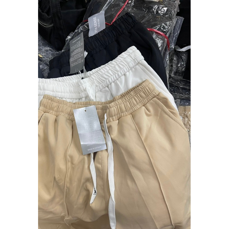 Ảnh minh hoạ -  Quần Unisex Basic