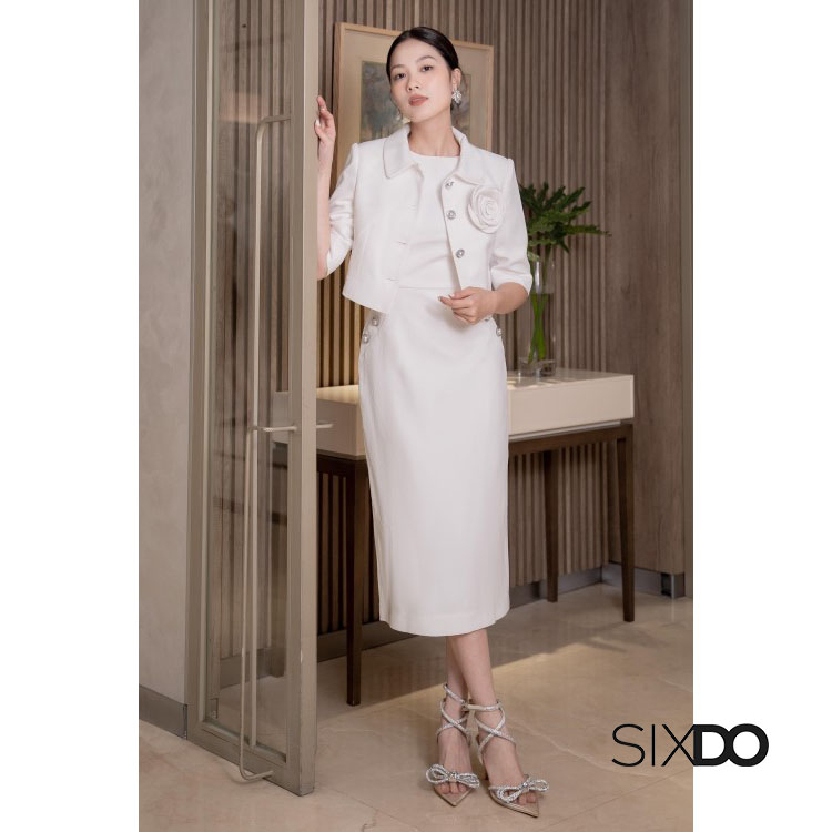 Đầm ôm woven thanh lịch phối cúc ngọc SIXDO (Split-back Midi Woven Dress)