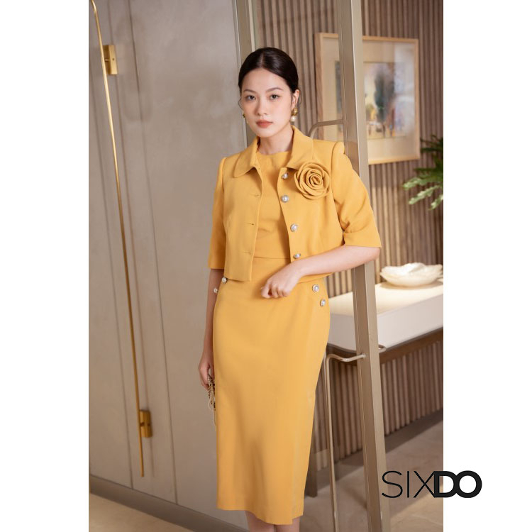 Đầm ôm woven thanh lịch phối cúc ngọc SIXDO (Split-back Midi Woven Dress)