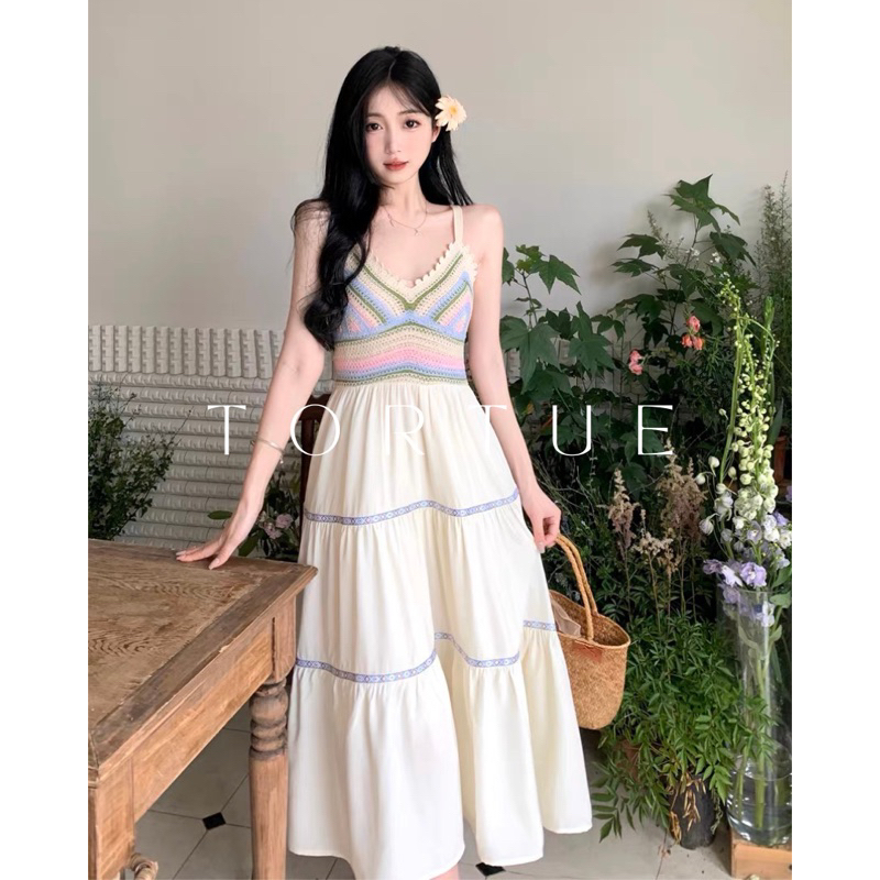 V206 Đầm váy dài hai dây đan len đi biển nhẹ nhàng mùa hè phong cách Pháp Retro Vintage Taobao mới 2023
