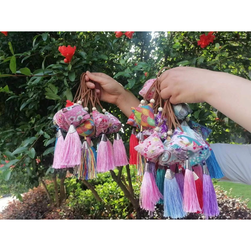 Túi thơm may mắn, Túi có lá ngải cứu phong thuỷ