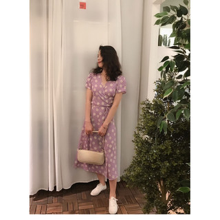 ĐẦM MAXI HOA CỔ V NƠ EO