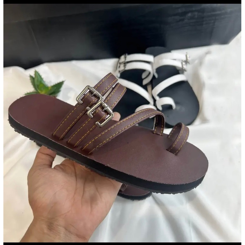 SANDAL THIẾT KẾ LÊ HAI QUAI XỎ NGÓN