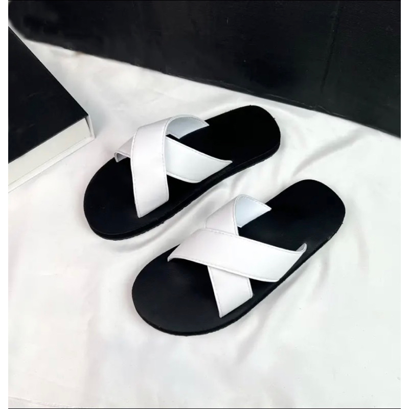 Sandal chéo nam nữ