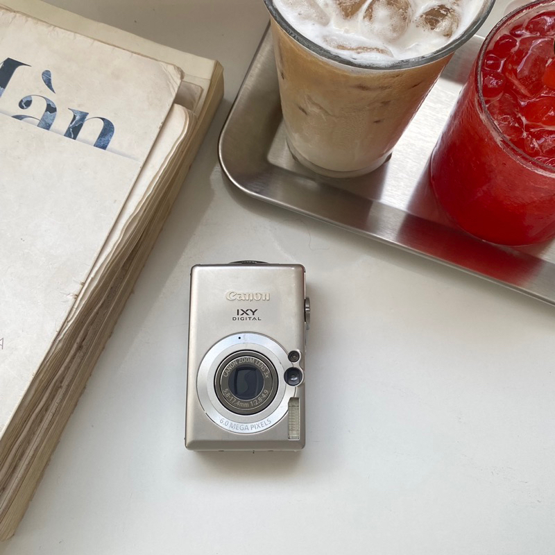 Máy ảnh Canon Ixy