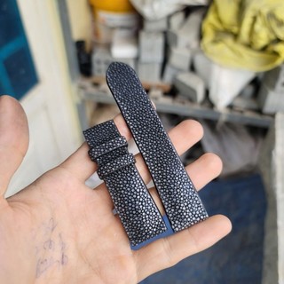 Dây đồng hồ cá đuối đen - vân nhỏ