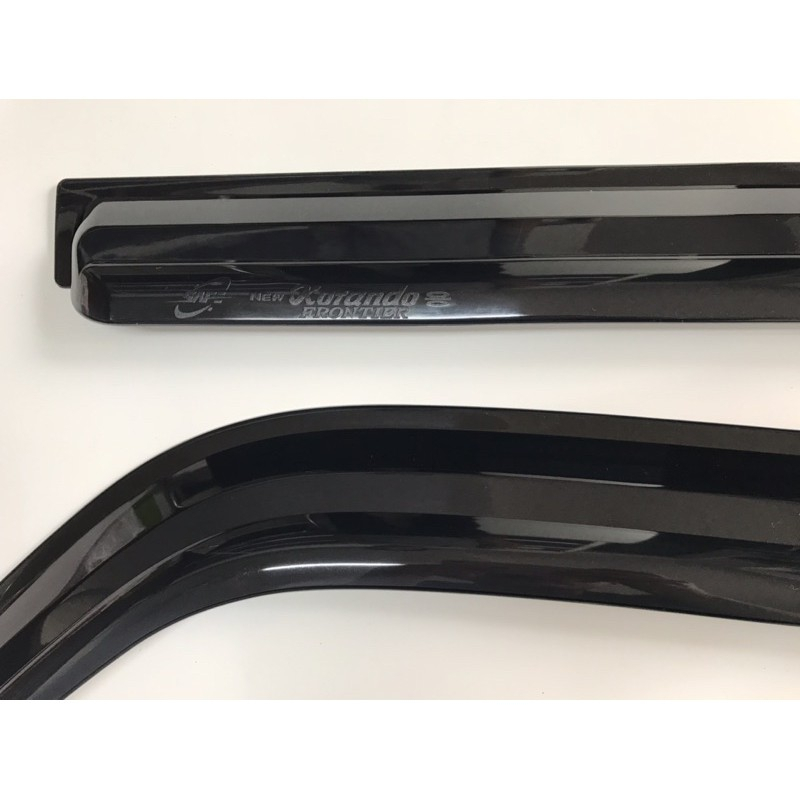 Vè che mưa xe tải xe Kia K165, K190, K140, K125, K300, K2700, K3000 nhập khẩu Hàn Quốc