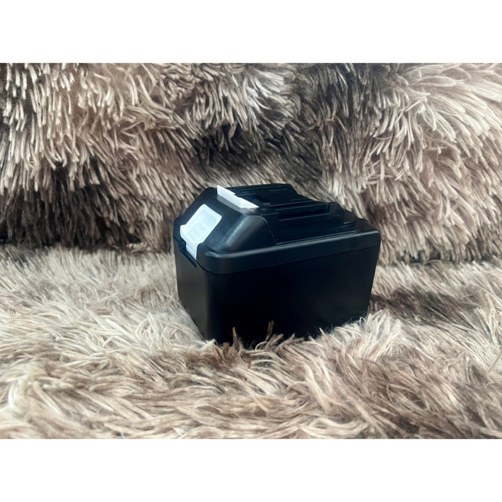 Vỏ pin makita trượt 18V loại 1 hàng 5 cell và 2 hàng 10 cell . BN.