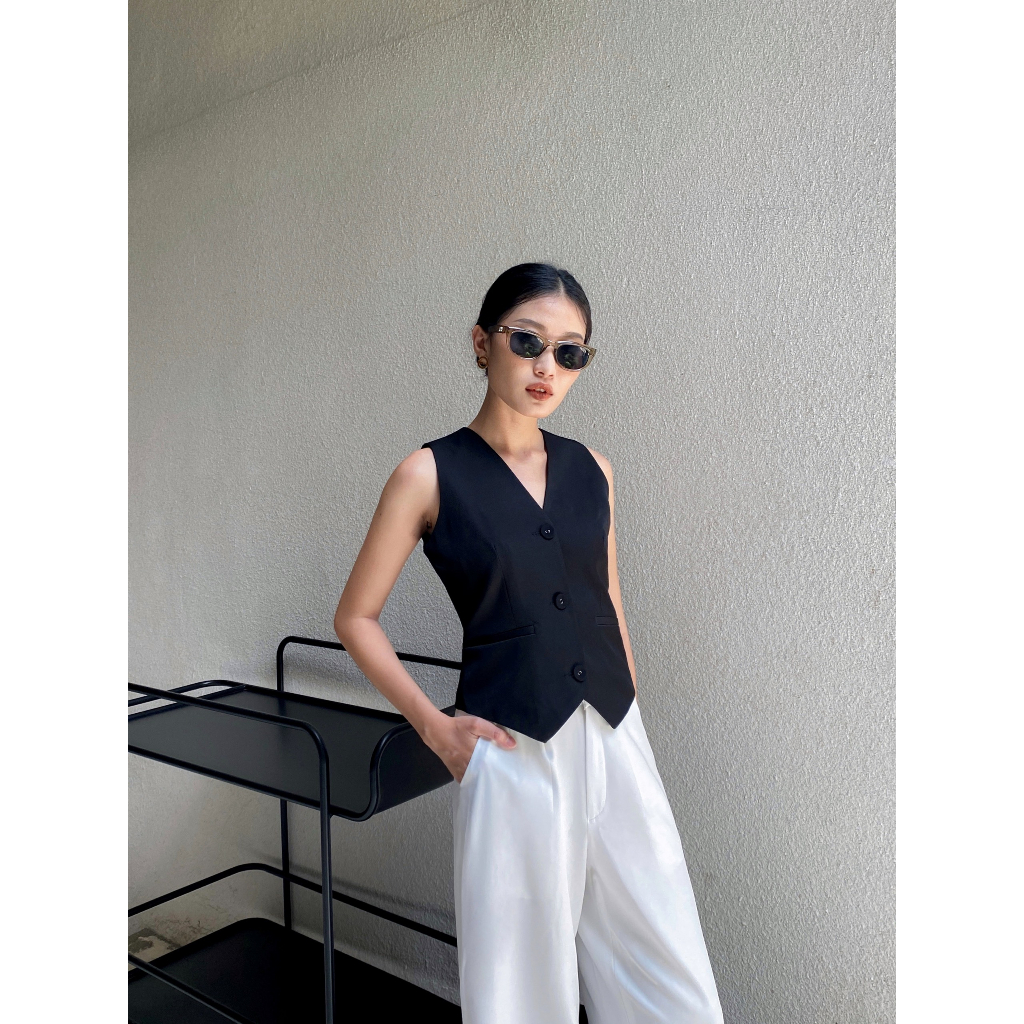 Áo Gile Nữ Thuongboo Chất Liệu Cotton Nhật Thoáng Mát Thoải Mái Tôn Lên Cá Tính Mạnh Mẽ - Boo Gile