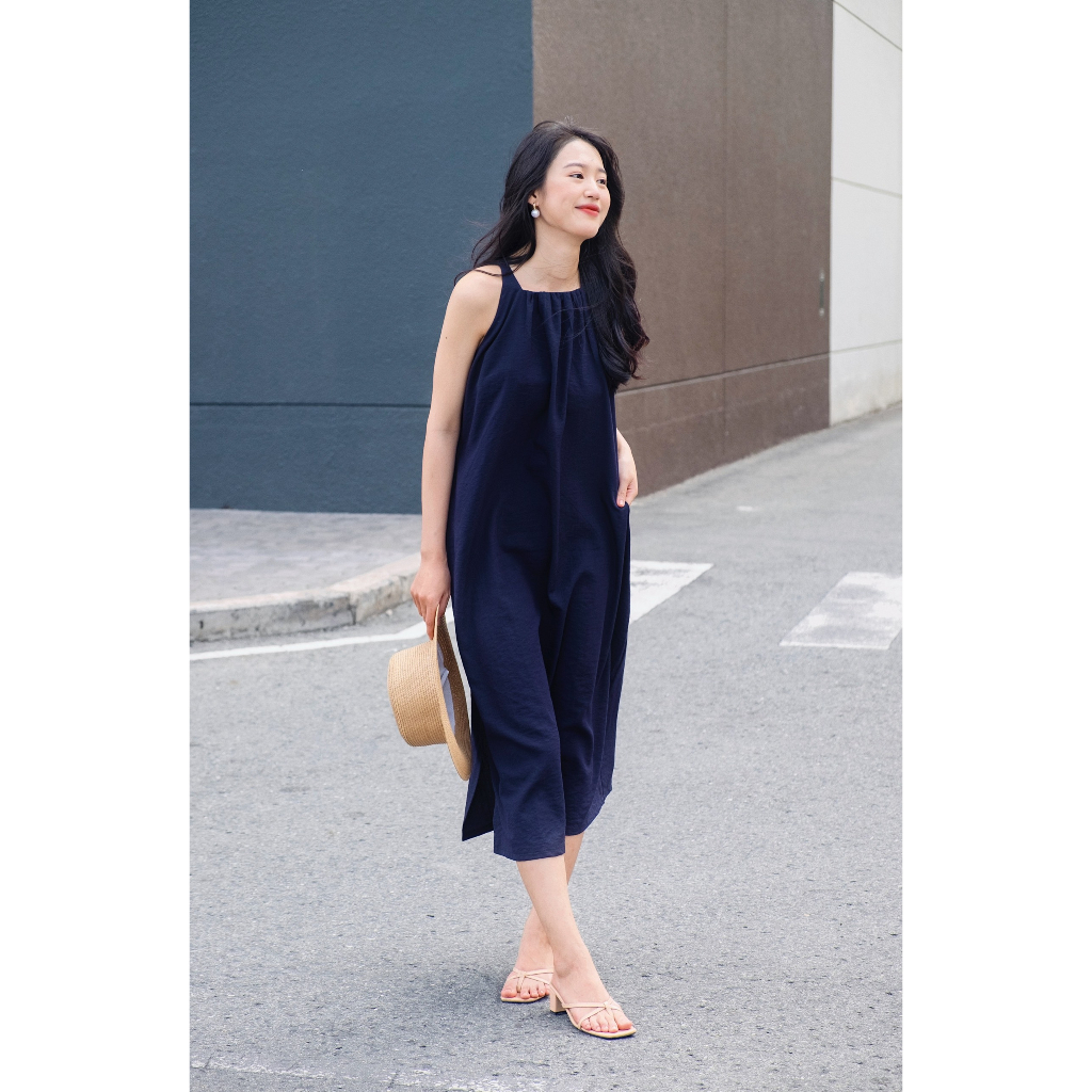 Đầm Cổ Yếm Thuongboo Chất Liệu Cotton Pha Linen Siêu Mát Mềm Mịn Thiết Kế Phần Cổ Yếm Tinh Tế Lạ Mắt - Mari Dress