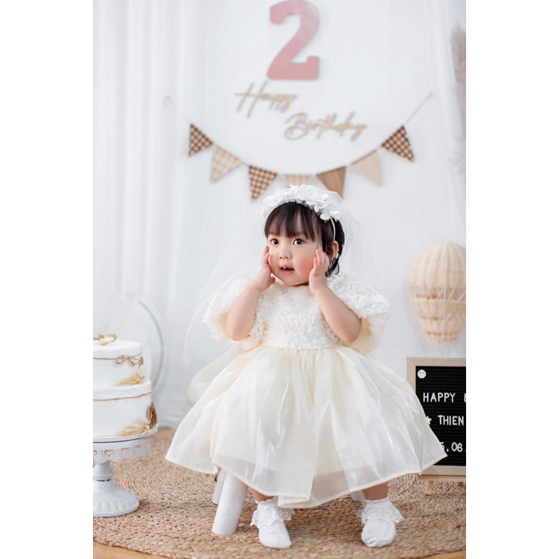 Bờm ren hoa cho bé gái