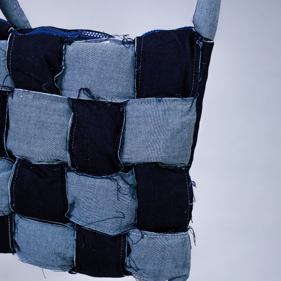 Túi Đeo Chéo trần bông Caro Đan Dây Jean Nam Nữ - Handmade - Musty House