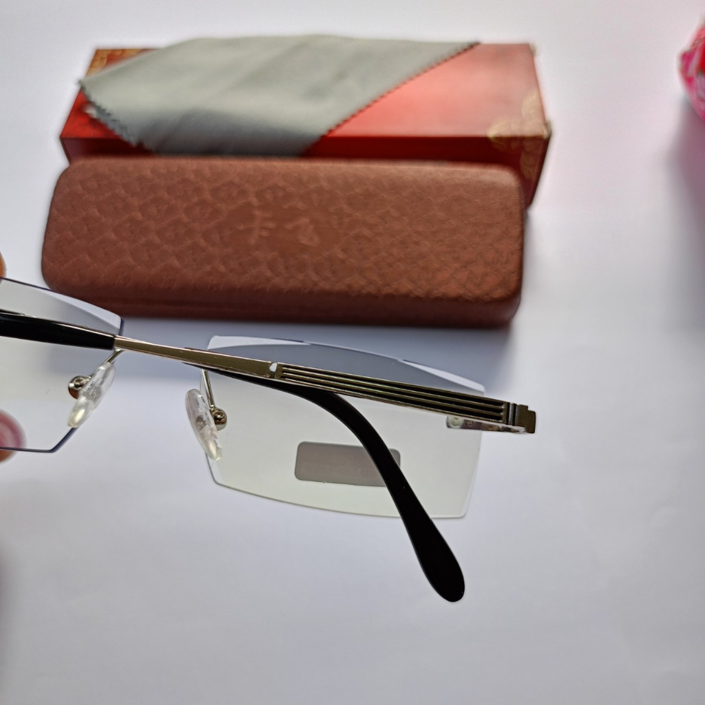 Kính viễn thị đọc sách mặt khoan không viền chuẩn độ dành cho nam và nữ kiểu dáng sang trọng L1020