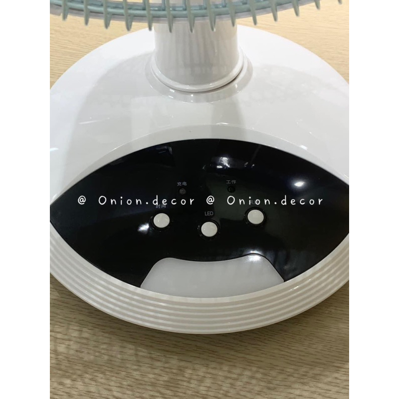 Sẵn Quạt tích điện anyby 5 cánh pin trâu dùng 5-45 tiếng