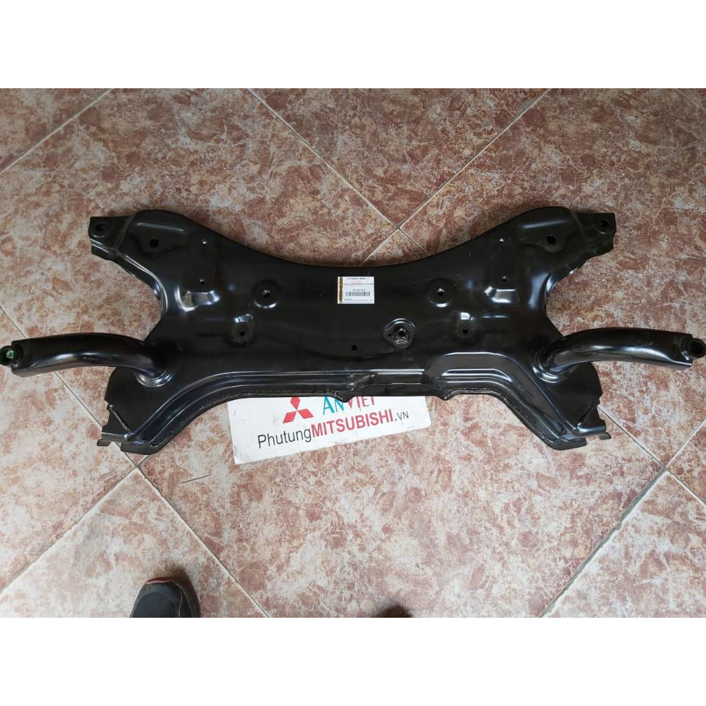 Giá đỡ động cơ, Dầm đỡ máy xe mitsubishi Xpander và Xpander Cross 4000A389 | 54401W000P