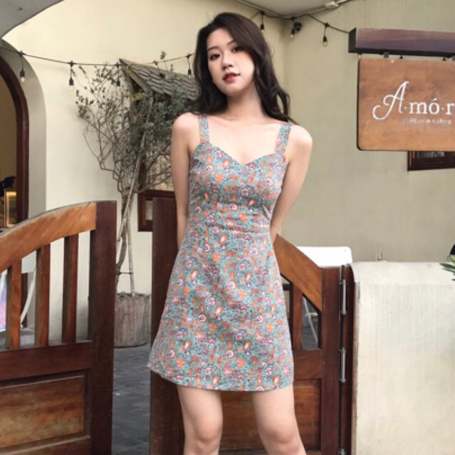 VÁY/ ĐẦM MINI 2 DÂY HOA NHÍ DÁNG NGẮN - MINI FLORAL DRESS