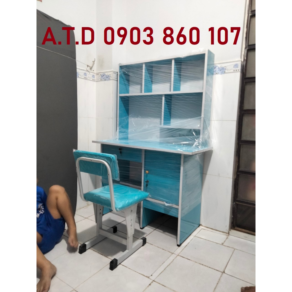 Bàn học sinh cấp 1, cấp 2 gỗ ép có kệ giá rẻ tặng hình dán đáng yêu