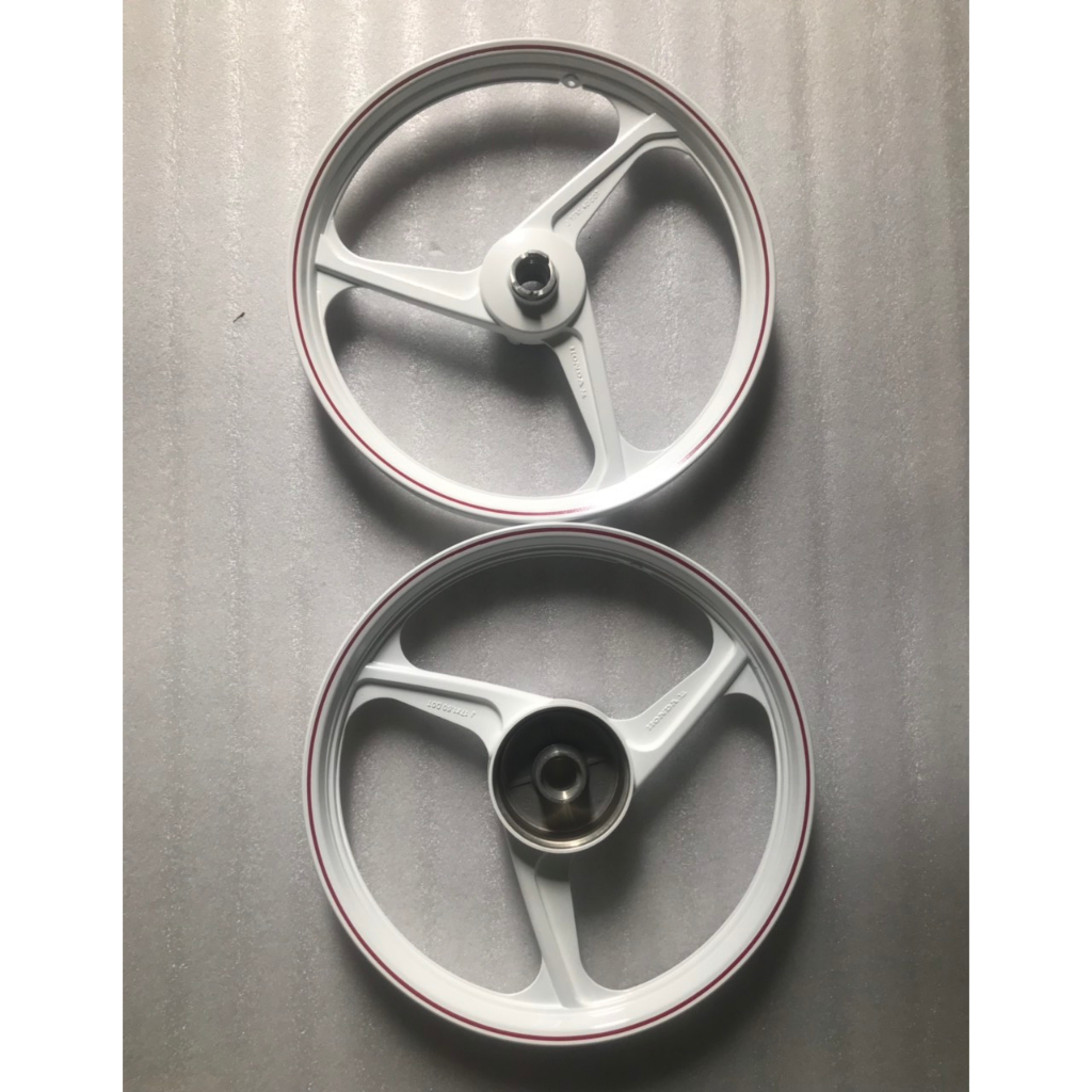 MÂM VÀNH ĐÚC 3 CÂY ĐĨA ZIN KHÔNG CHẾ CHÁO HONDA WAVE S RS RSX 110,BLADE 110,FUTURE MÂP 125 TỪ 2011 TRỞ LÊN